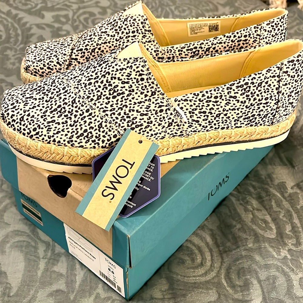 Brand New with Tags- Toms Alpargata Platform Rope Slip Ons